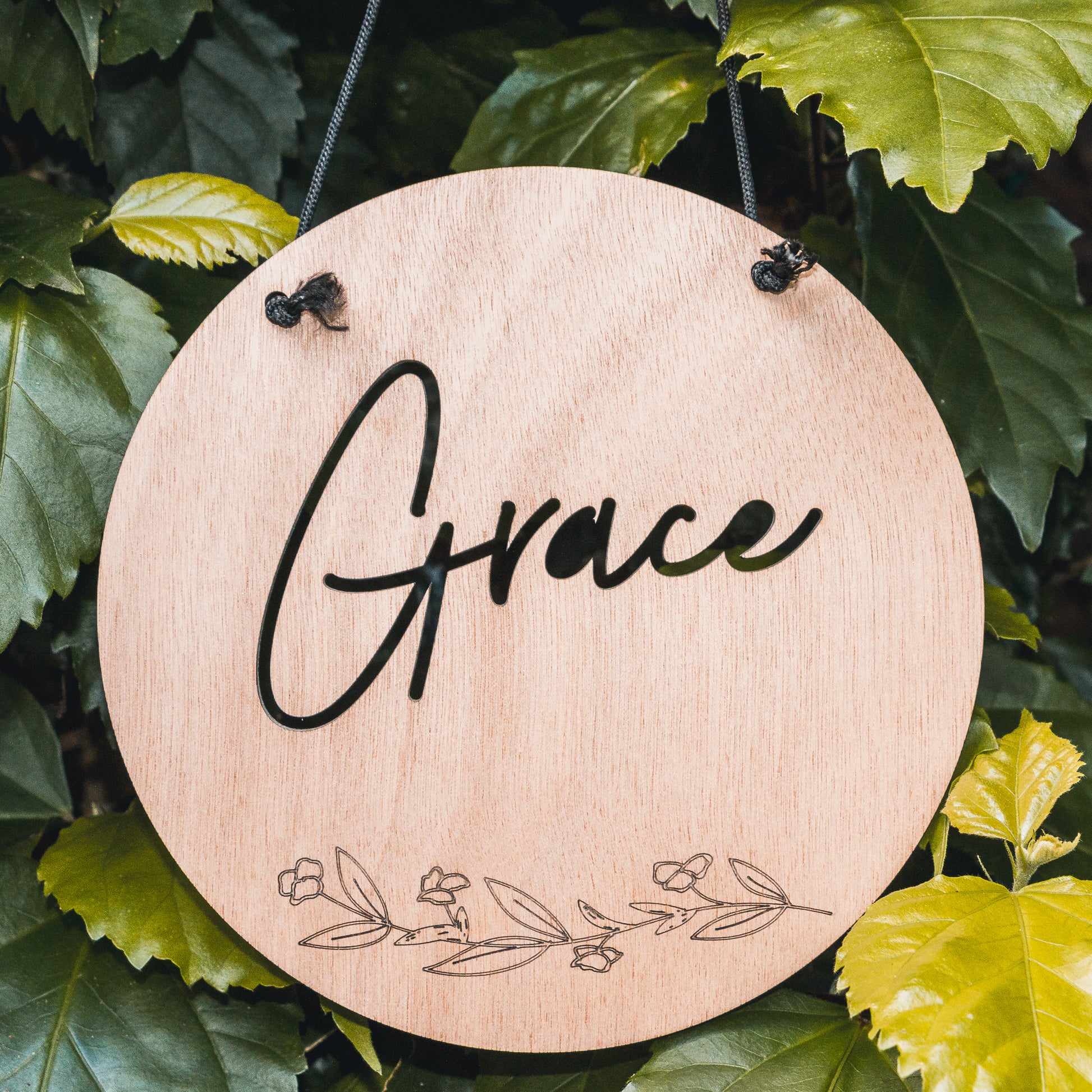 Kids Hanging Name Sign