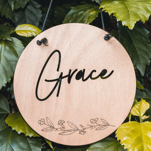 Kids Hanging Name Sign